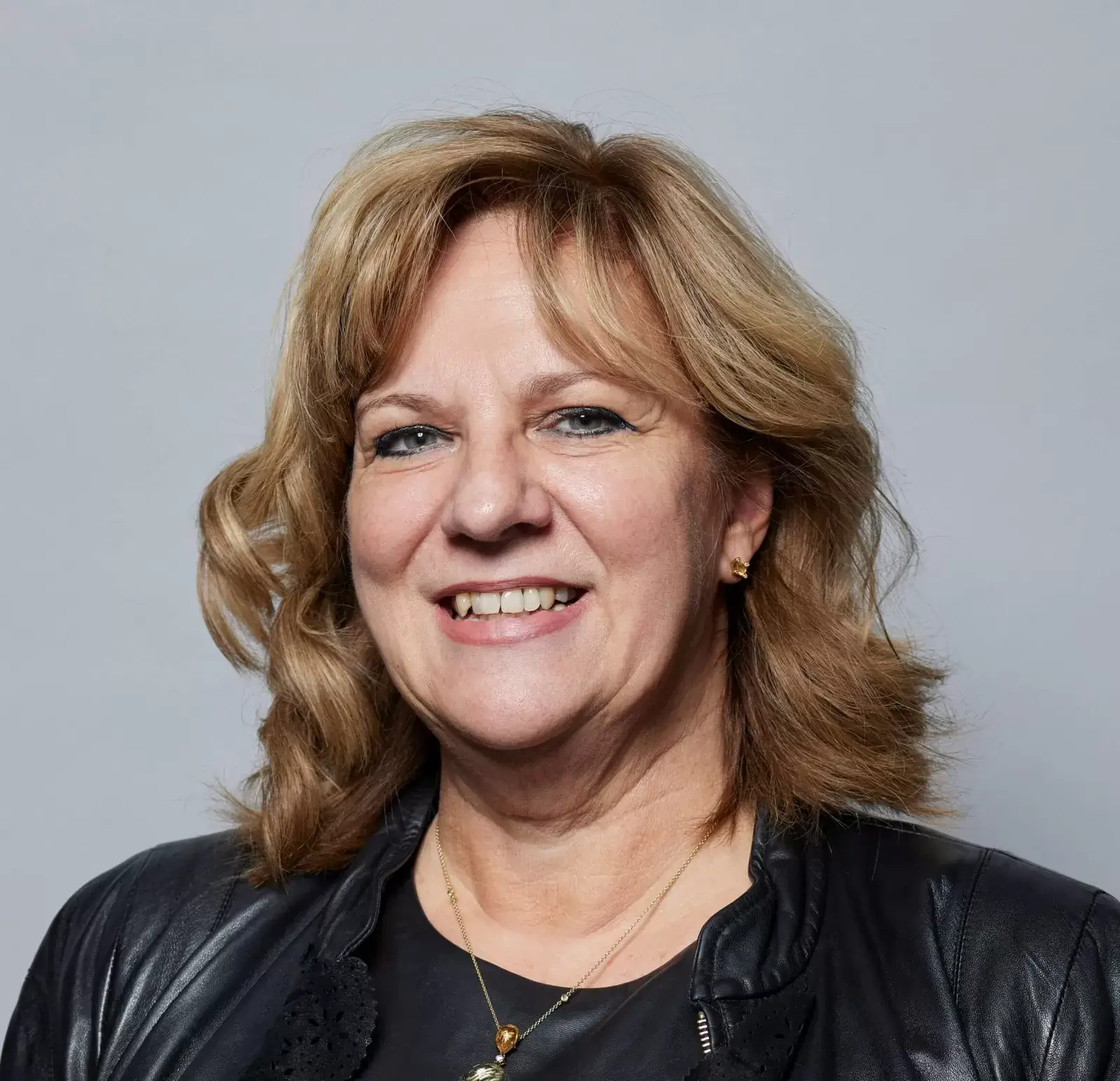 Cecile Stallenberg, Dichterbij